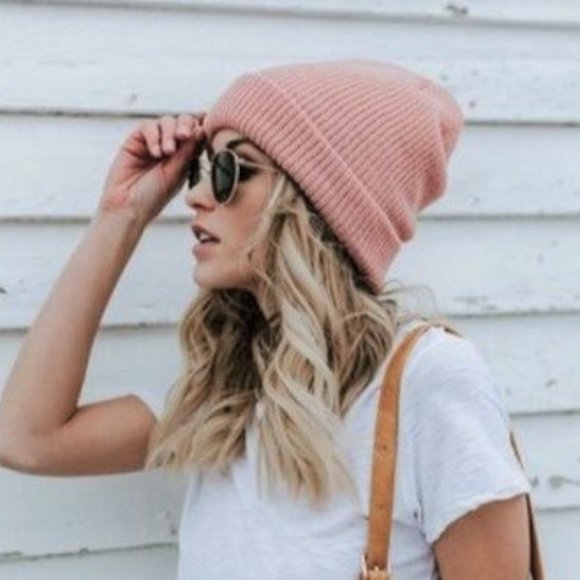 Blush Pink Low Gauge Ribbed Knit Slouchy Beanie - Picture 3 of 6